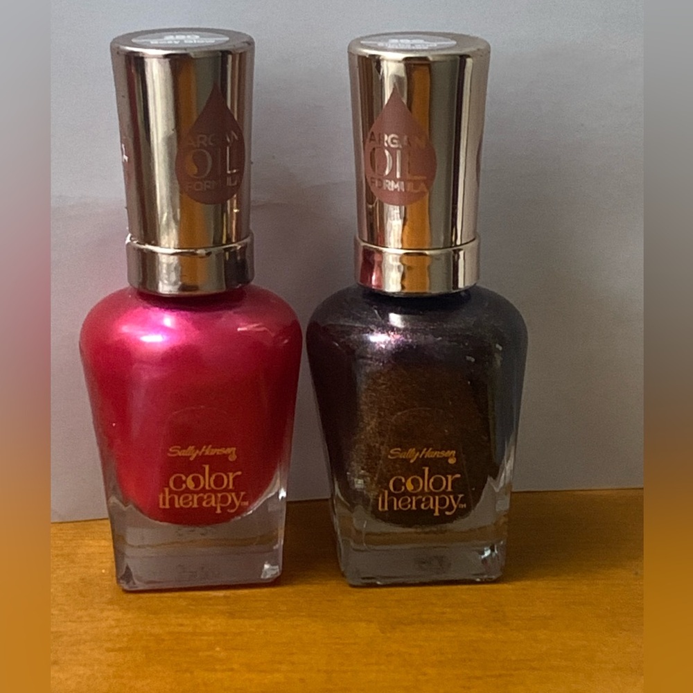 Sally Hansen Color Therapy Nail Polish Lot Of 2 ~ Purple #390 & Pink #250